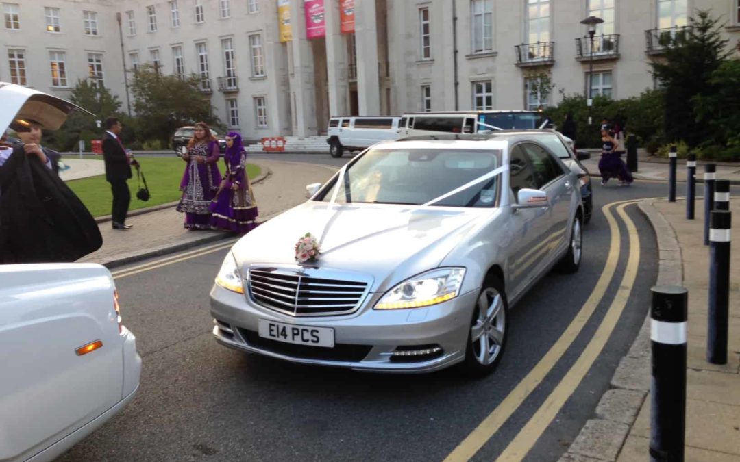 Perfect Indian wedding reception at Walthamstow – S-Class